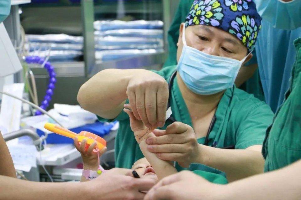 新乐市妇婴监护型护送