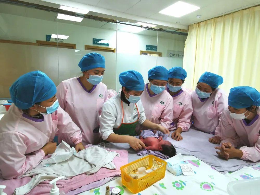 新乐市妇婴监护型护送